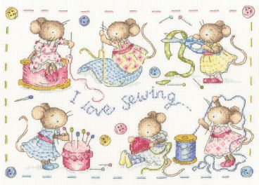 XKG9 I Love Sewing Medium