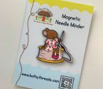 XA20 Sewing Mouse Needle Minder 1