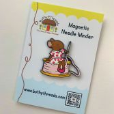 XA20 Sewing Mouse Needle Minder 1