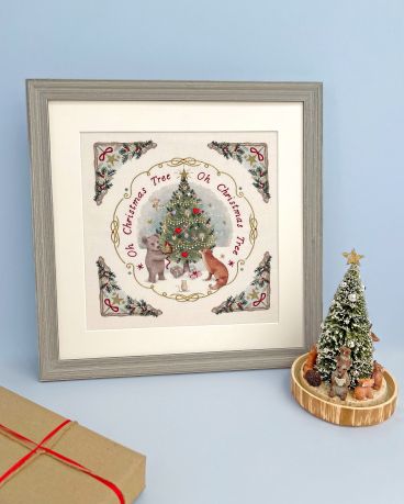 ECA9 At Christmastime Lifestyle
