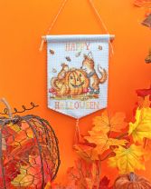 XKG18 Happy Halloween Lifestyle