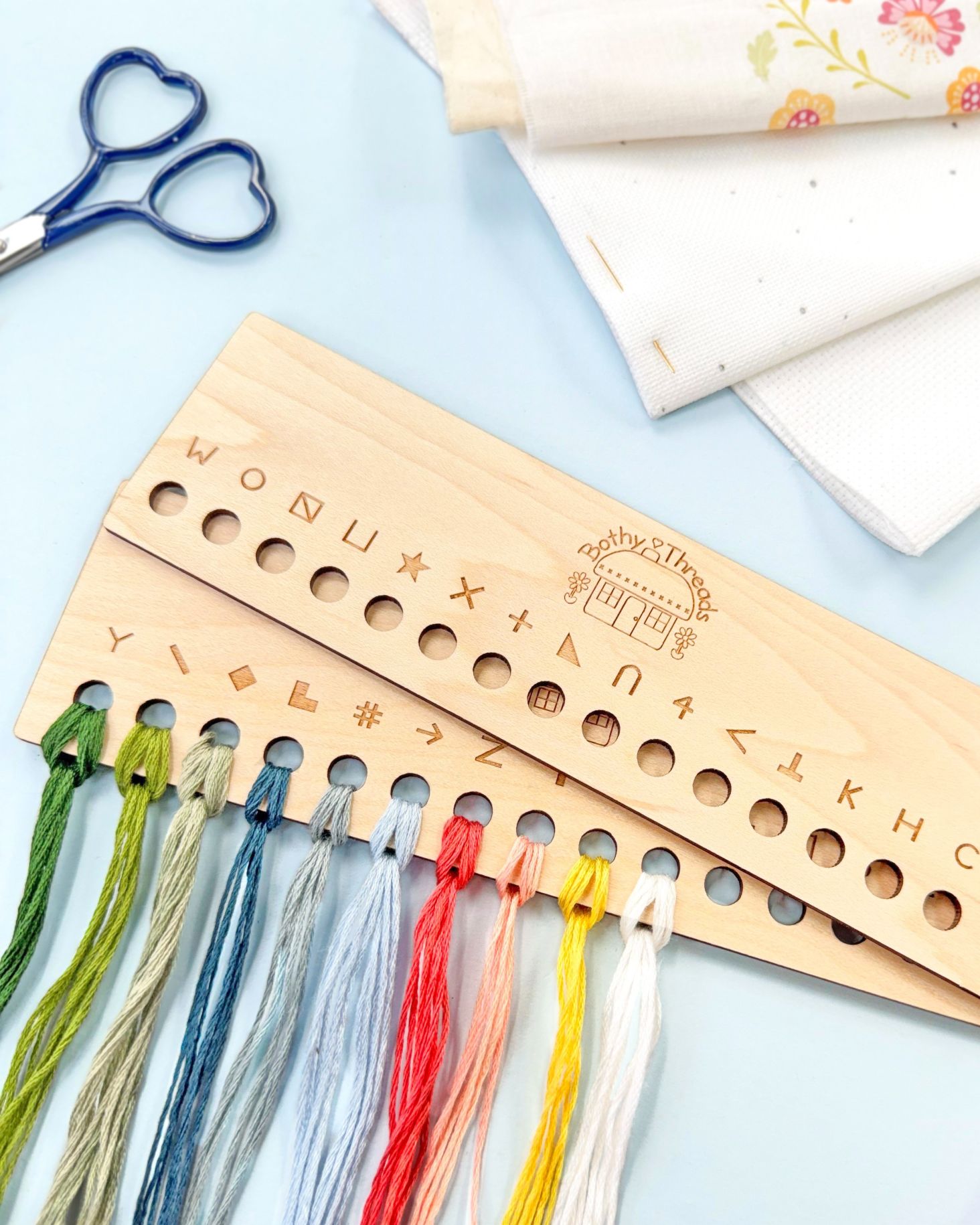 Bothy Threads Wooden Thread Card Set | Bothy Threads