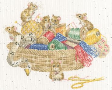 XHD167 The Sewing Basket Large