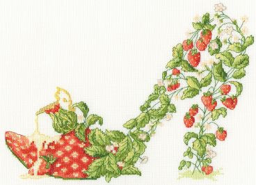 XSK19 Strawberries and Cream Medium