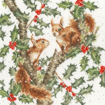 XHD169 Under The Holly Boughs Small