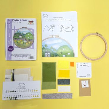 EFE5 Host Of Golden Daffodils Contents