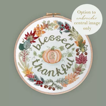 ECA3 Blessed And Thankful hoop