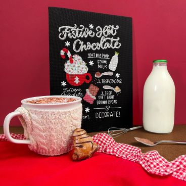 XLJ1 Festive Hot Chocolate Lifestyle