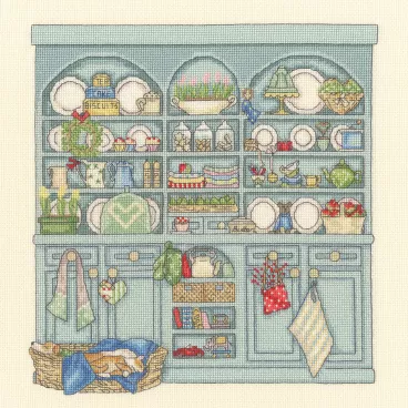 XSS27 Country Dresser Medium