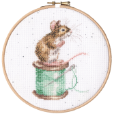 XHD114 Sew It Begins Green Medium PNG
