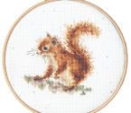 XHD116 Acorns Medium PNG