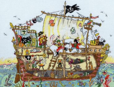 XCT7 Pirate Ship small