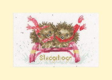 XMAS76 Sledgehogs Medium Mounted